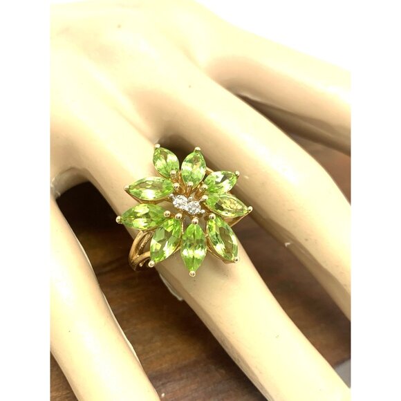 Green Gemstone Diamond Floral Cocktail Ring 14k Yellow Gold Womens Estate Size 7 - Picture 6 of 15